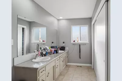2201 Hale Ahola Way, Ceres, CA 95307 - Photo 16