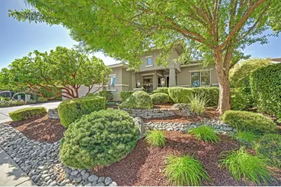2763 Eagles Peak Ln, Lincoln, CA 95648 - Photo 2