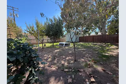 1319 Cannon Street, Sacramento, CA 95815 - Photo 38