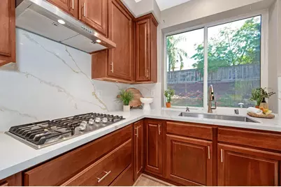 6440 Camellia Point Way, Roseville, CA 95678 - Photo 18
