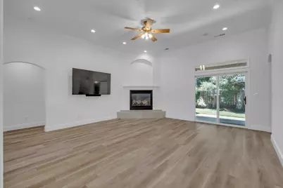 2424 Thaddeous Drive, Escalon, CA 95320 - Photo 6