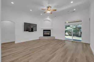 2424 Thaddeous Dr, Escalon, CA 95320 - Photo 6