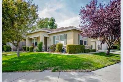 1844 Farnham Avenue, Woodland, CA 95776 - Photo 2