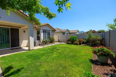 1454 Carriage House Street, Manteca, CA 95336 - Photo 28