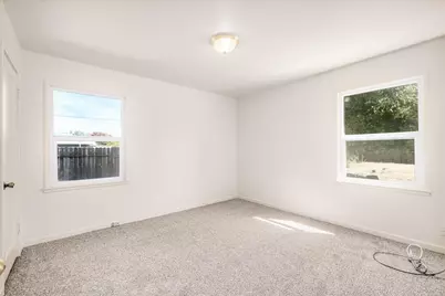 5601 Bonniemae Way, Sacramento, CA 95824 - Photo 14