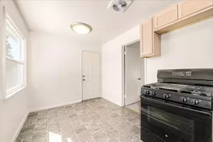 5601 Bonniemae Way, Sacramento, CA 95824 - Photo 10