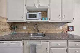 3660 W Benjamin Holt Dr, Stockton, CA 95219 - Photo 22