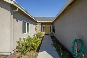 432 Kittyhawk Dr, Colusa, CA 95932 - Photo 2