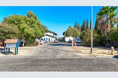 940 K Street, Merced, CA 95341 - Photo 2