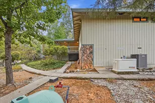 11589 Ragan Way, Grass Valley, CA 95949 - Photo 28
