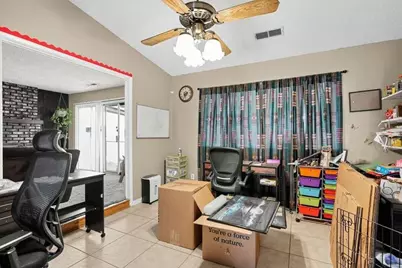 558 East Grove Avenue, Atwater, CA 95301 - Photo 8