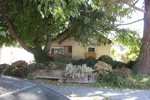 724 S School St, Lodi, CA 95240 - Photo 1