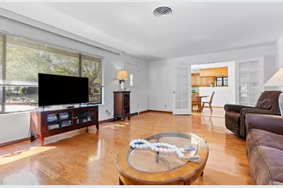 8865 Phoenix Avenue, Fair Oaks, CA 95628 - Photo 8