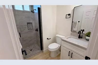 5417 Elk Hollow Court, Elk Grove, CA 95758 - Photo 24