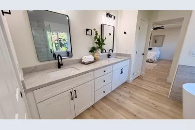 5417 Elk Hollow Court, Elk Grove, CA 95758 - Photo 42