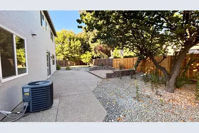 5417 Elk Hollow Court, Elk Grove, CA 95758 - Photo 56