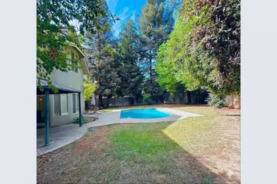 852 E Newcastle Lane, Fresno, CA 93720 - Photo 4