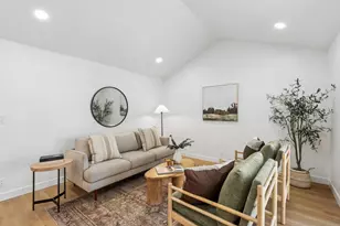 7349 Arutas Dr, North Highlands, CA 95660 - Photo 10