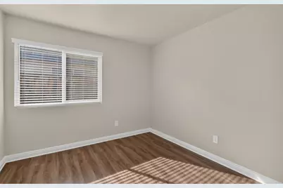8825 Alder Grove Place, Elk Grove, CA 95624 - Photo 34