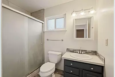 1000 Sunrise Court, Livingston, CA 95334 - Photo 16