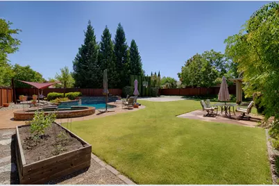 9290 Eagle Springs Place, Roseville, CA 95747 - Photo 8
