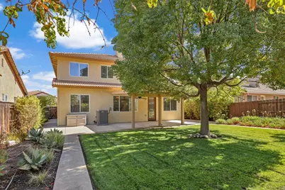 12999 Goldstone Court, Lathrop, CA 95330 - Photo 28