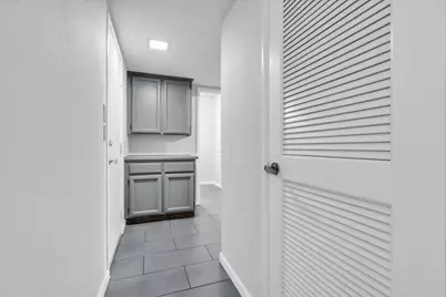 5843 Gloria Drive, Sacramento, CA 95822 - Photo 36