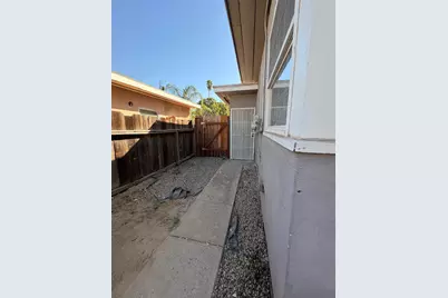 205 Cloverdale Avenue, Modesto, CA 95354 - Photo 18