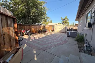 205 Cloverdale Ave, Modesto, CA 95354 - Photo 16