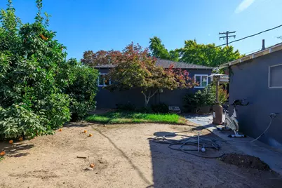 1683 E Canal Drive, Turlock, CA 95380 - Photo 44