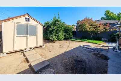 1683 E Canal Drive, Turlock, CA 95380 - Photo 46