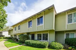 8856 La Riviera Dr, Sacramento, CA 95826 - Photo 2
