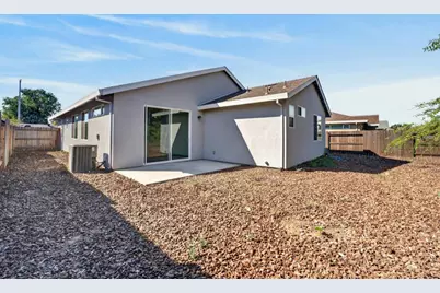 551 Fox Hunt Way, Rio Linda, CA 95673 - Photo 36