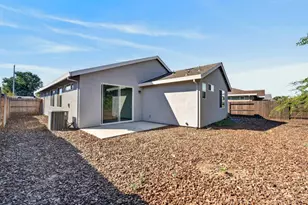 551 Fox Hunt Wy, Rio Linda, CA 95673 - Photo 36