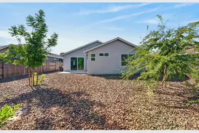 551 Fox Hunt Way, Rio Linda, CA 95673 - Photo 38