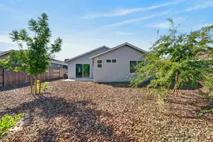 551 Fox Hunt Wy, Rio Linda, CA 95673 - Photo 38