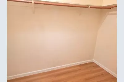 9009 Bungalow Way, Elk Grove, CA 95758 - Photo 10
