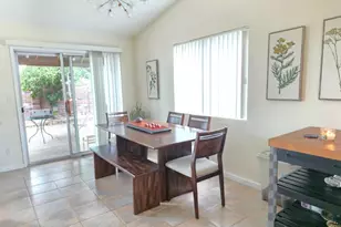9009 Bungalow Way, Elk Grove, CA 95758 - Photo 6