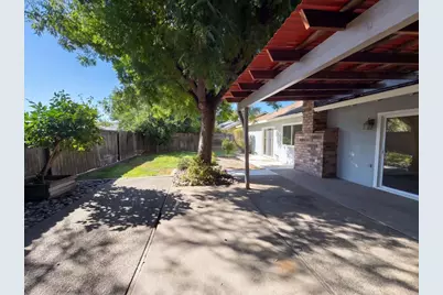 6800 Havenhurst Drive, Sacramento, CA 95831 - Photo 30