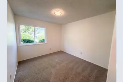6800 Havenhurst Drive, Sacramento, CA 95831 - Photo 18