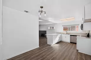 443 Abbey Pl, Woodland, CA 95695 - Photo 4
