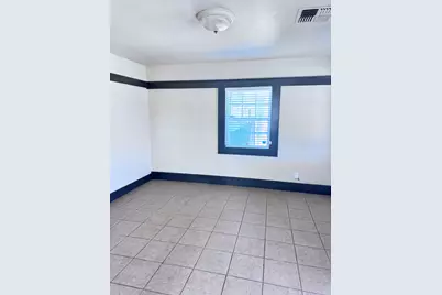 3954 Franklin Boulevard, Sacramento, CA 95820 - Photo 4