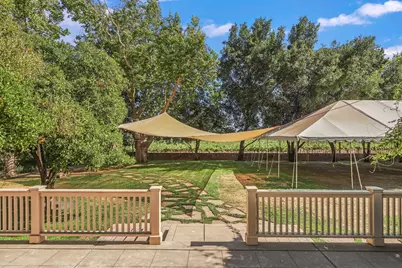 19883 N Davis Road, Lodi, CA 95242 - Photo 14