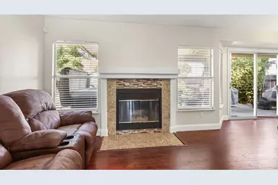6109 Brockenhurst Drive, Elk Grove, CA 95758 - Photo 8