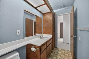 7231 Harbor Light Way, Sacramento, CA 95831 - Photo 28