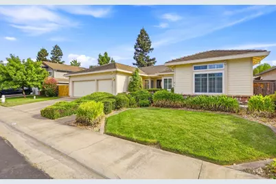 8908 Royal Gate Way, Elk Grove, CA 95624 - Photo 38