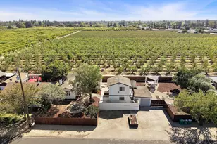 4692 E Hogan Ln, Lodi, CA 95240 - Photo 1