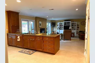 2401 Woodlake Cir, Lodi, CA 95242 - Photo 18