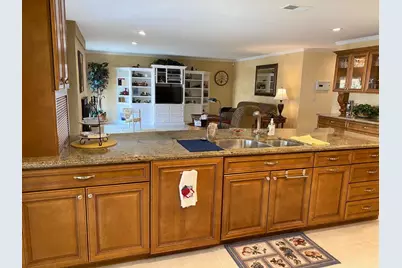 2401 Woodlake Cir, Lodi, CA 95242 - Photo 28