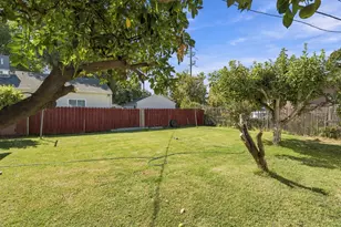 1211 N Airport Way, Stockton, CA 95205 - Photo 32